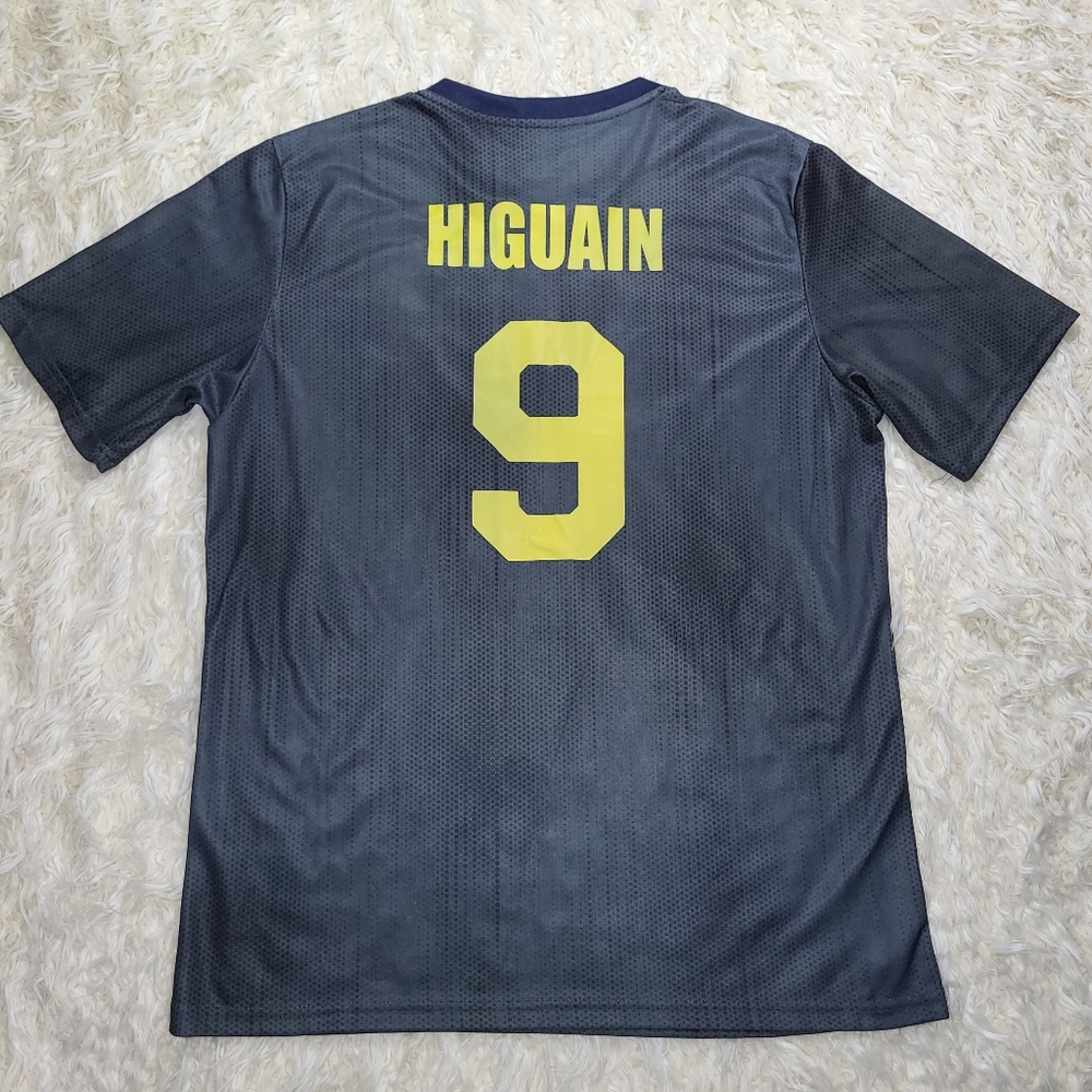 Higuain Juventus Third Jersey Men's Size X-LARGE